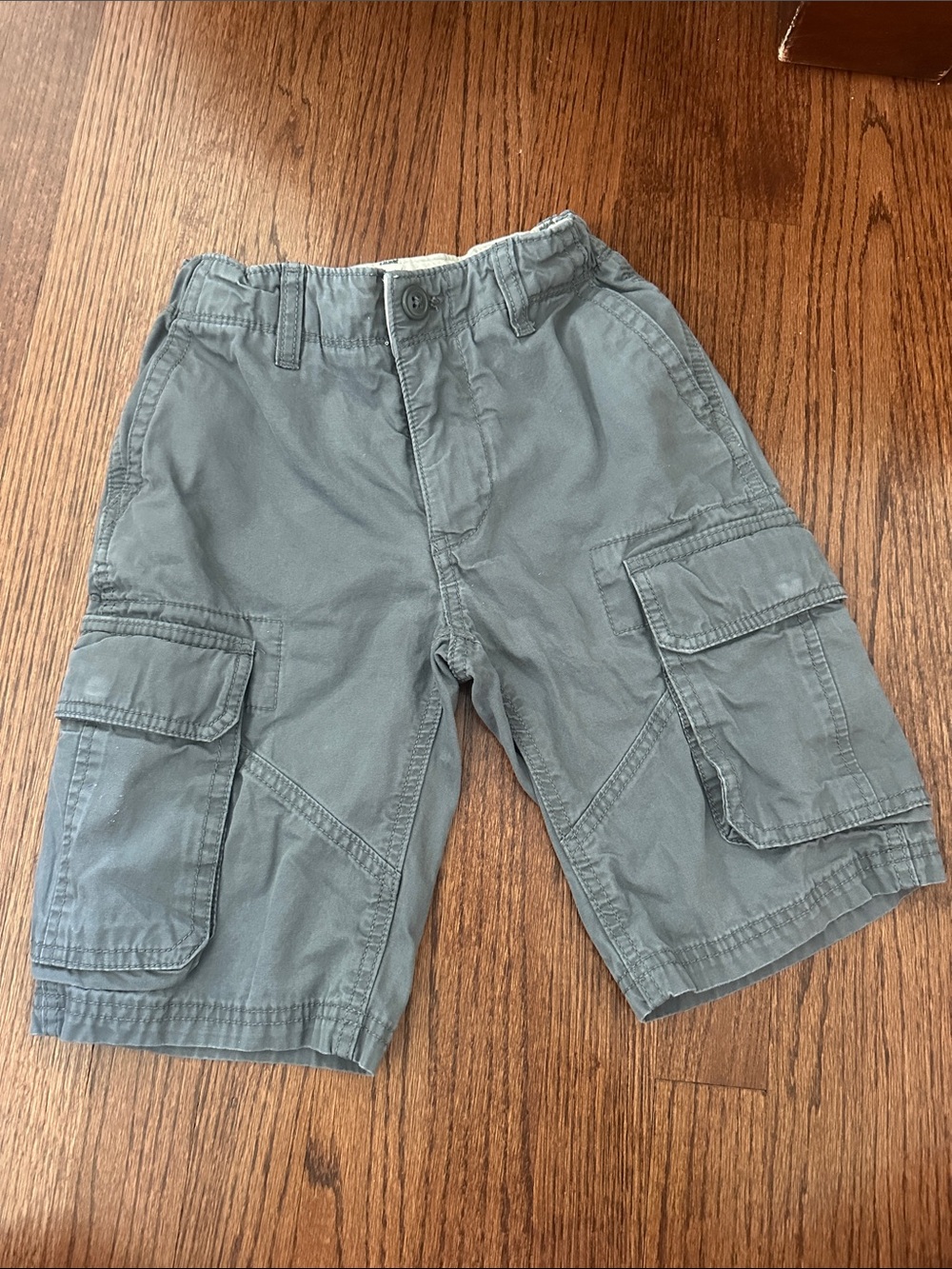 EUC GAP Kids Cargo Shorts Gray Size 8 Adjustable Waist 100% Cotton